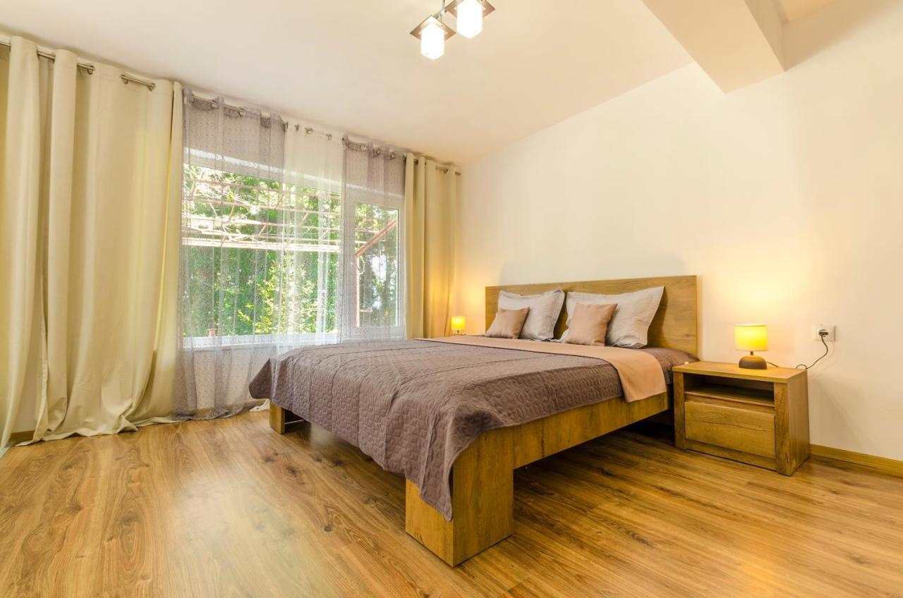 Park Complex Viktoria Hotel Балчик Екстериор снимка